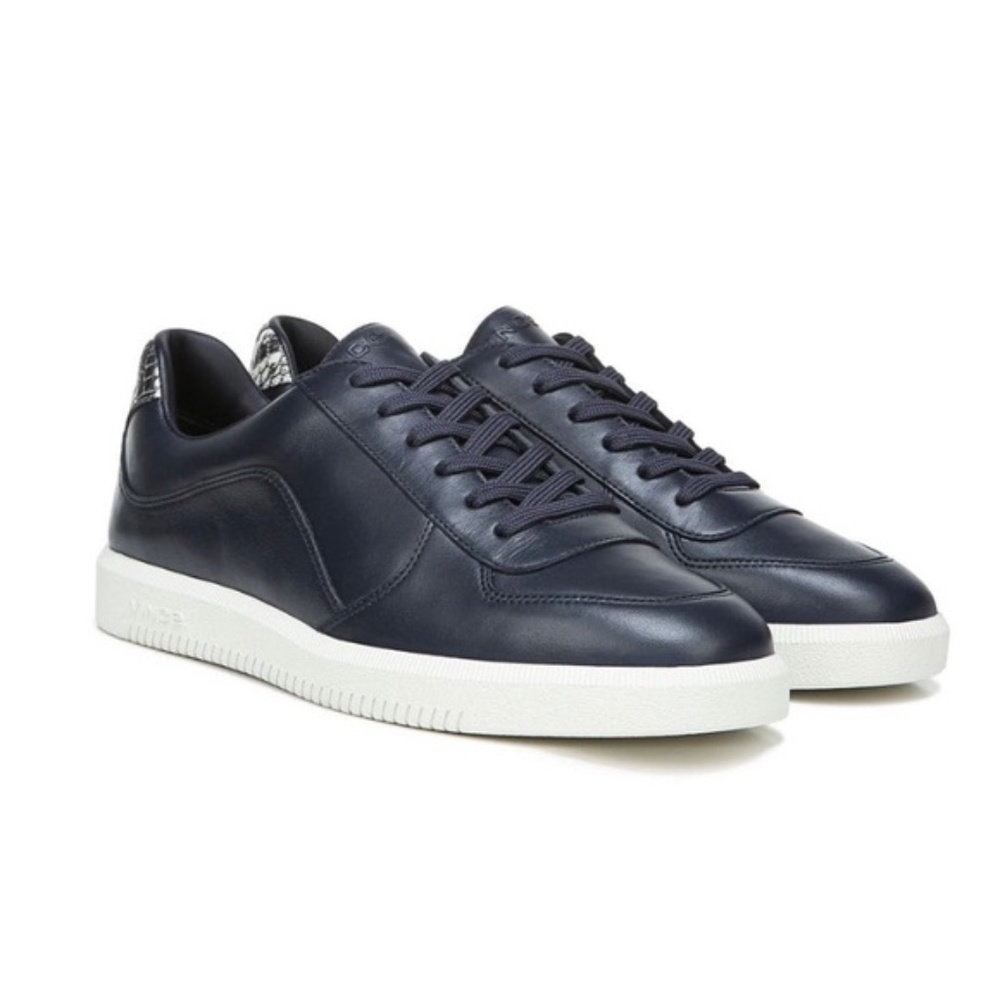Womens Vince leather low top sneaker  size 8.5 Vince